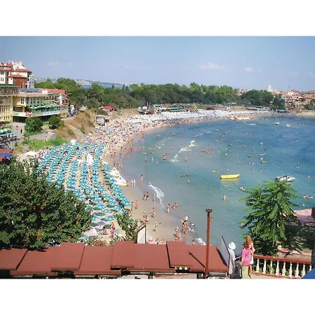 Four-bedroom Holiday In Sozopol